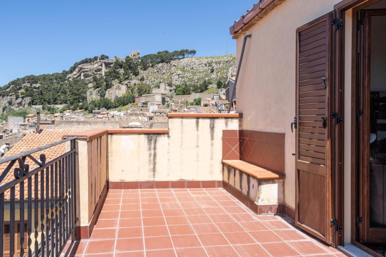 Casa Della Nonna Villa Caltavuturo Exterior foto